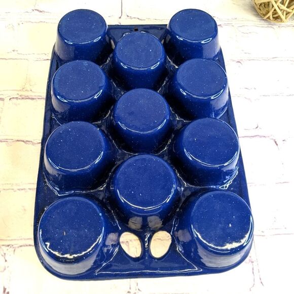 VINTAGE Wagner Griswold Blue Porcelain Cast Iron Popover Cupcake Muffin Pan - Picture 2 of 9